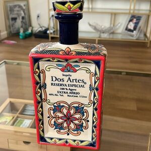 DOS ARTES Reserva Especial Extra Anejo Tequila Hand Painted Ceramic Bottle EMPTY